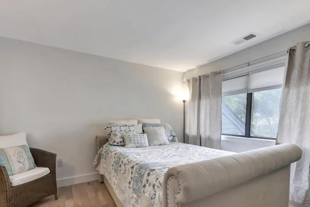 Turtles And Tails Pd Turnberry Village Condo Hilton Head Island United States